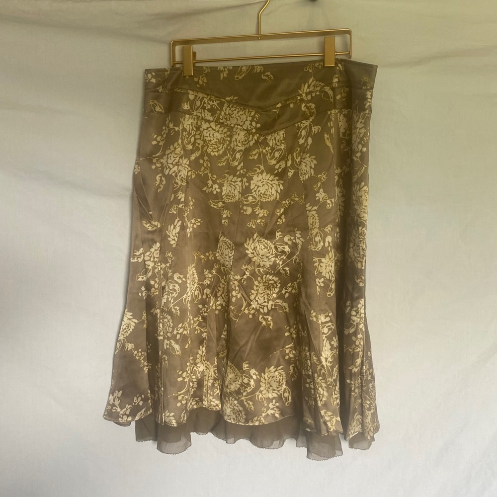 Banana Republic Floral SilkSatin MidiSkirt Olive Brown Tiered Chiffon Hem Size 8